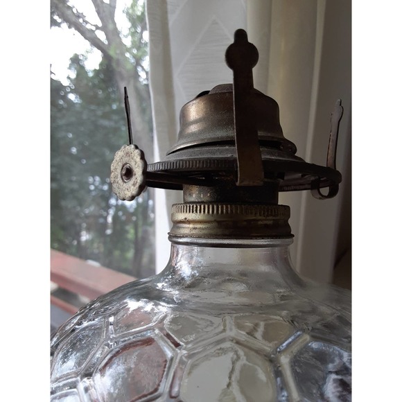 Honeycomb Glass oil lamp base,honeycomb glass,home lighting, farmhouse - Picture 1 of 9